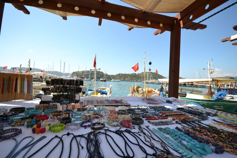 Kalkan: Kekova Sunken City Boat Trip - From Kalkan (or Kaş) to Üçağız: the ride sets the tone
