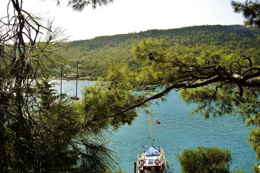 Kemer Full-Day Pirate Boat Trip with Lunch - After lunch: Paradise Island or Mehmet Ali Bükü, then Alaca Water