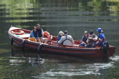 Kilkenny: Guided City Boat Tour with Kilkenny Castle Views - Upstream highlights: medieval views, bridges, and the WW1 memorial