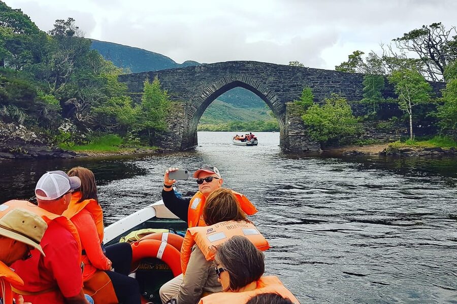 Killarney: Gap of Dunloe Pony, Trap & Traditional Boat Tour - Key things you’ll notice on this Killarney route
