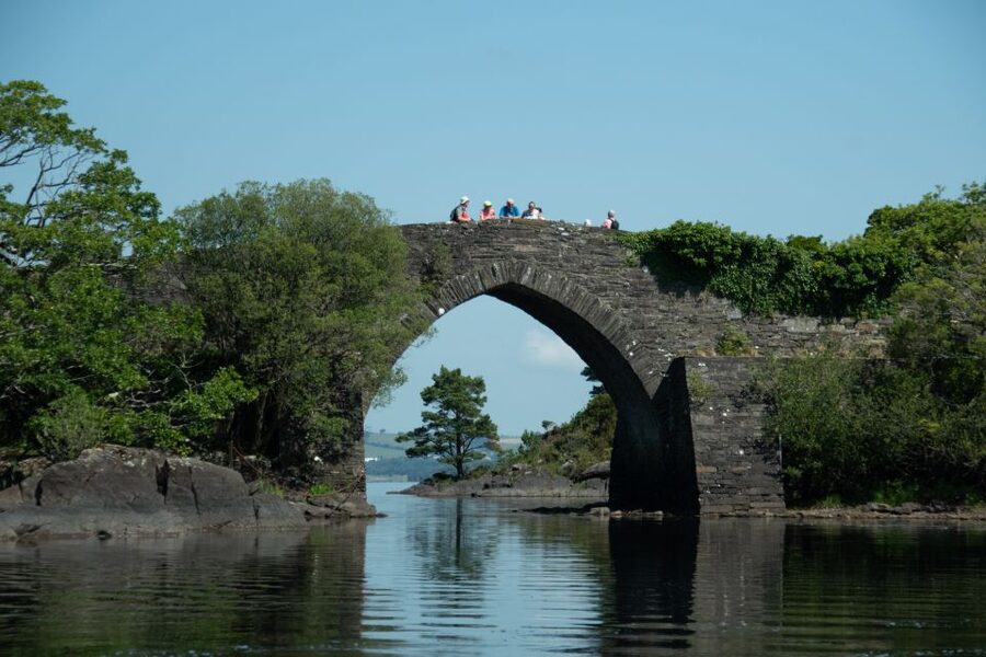 Killarney: Gap of Dunloe Walking and Boat Tour - Your starting point: Kate Kearney’s Cottage vs. Ross Castle