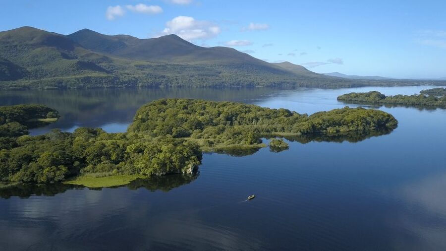 Killarney: Gap of Dunloe Walking and Boat Tour - What to bring (and what to leave behind)
