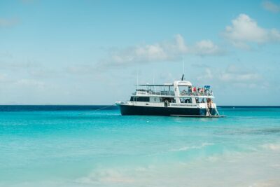 Klein Curaçao Full Day Boat Trip - Arrival at Klein Curaçao: Your Six-Hour Block of Beach Time