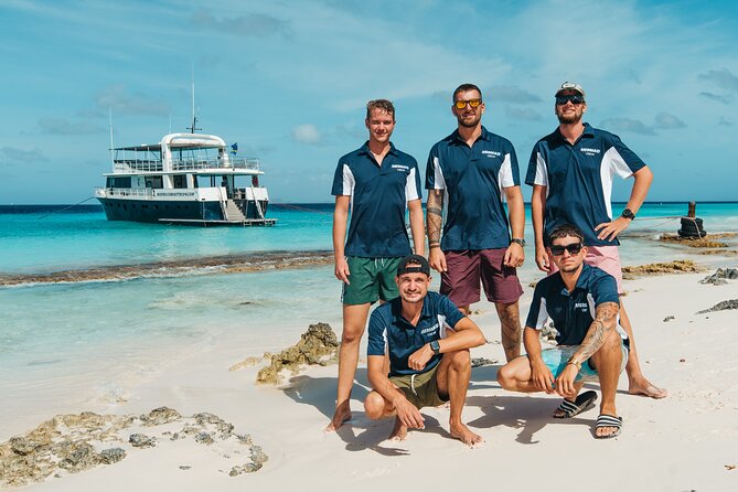 Klein Curaçao Full Day Boat Trip - Exploring on Foot: Lighthouse, Shipwrecks, and Turtle Areas