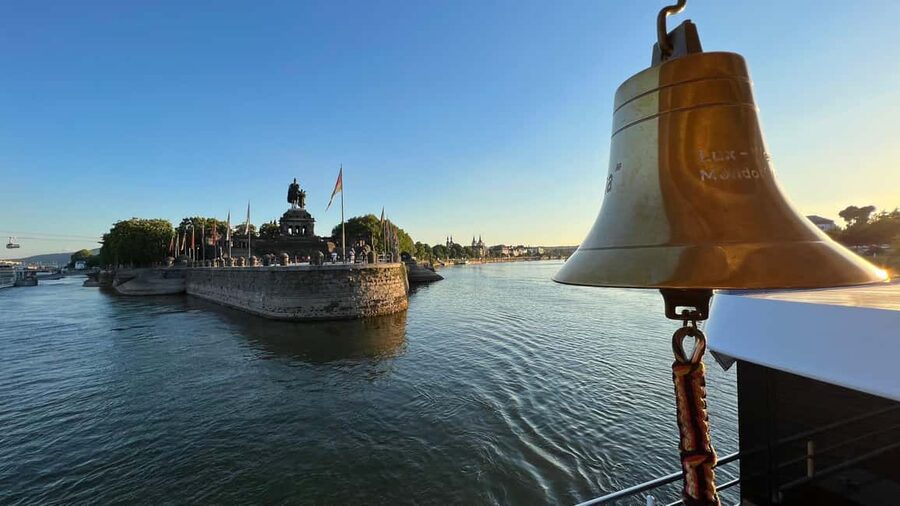 Koblenz:Rhine Valley boat tour along the castles and palaces - Key things to know before you board