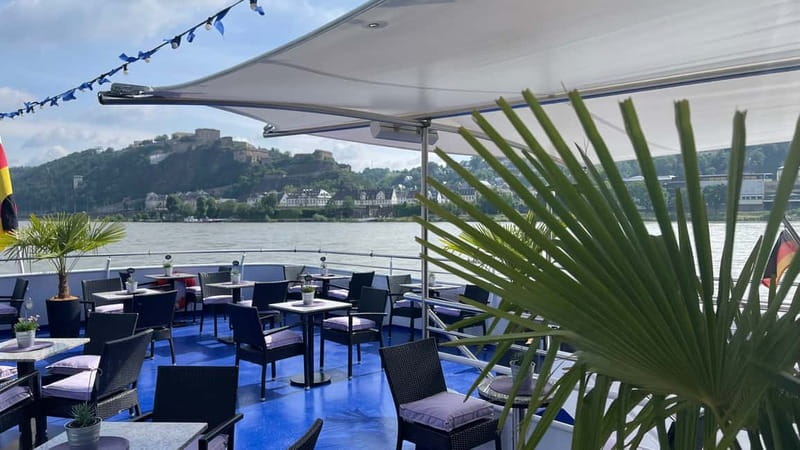 Koblenz:Rhine Valley boat tour along the castles and palaces - Braubach and Marksburg Castle: the Rhine’s fortress anchor