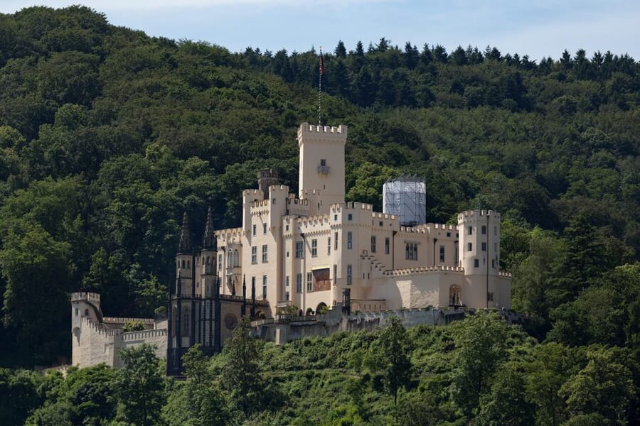 Koblenz: Rhine Valley Castles and Palaces Boat Tour - Braubach and Marksburg Castle: the one optional detour