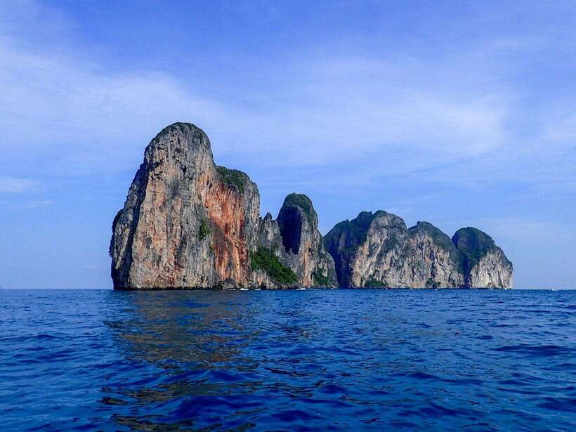 Koh Phi Phi: Maya Bay Private Longtail Boat Tour - Monkey Bay macaques: fun, close, and a little chaotic