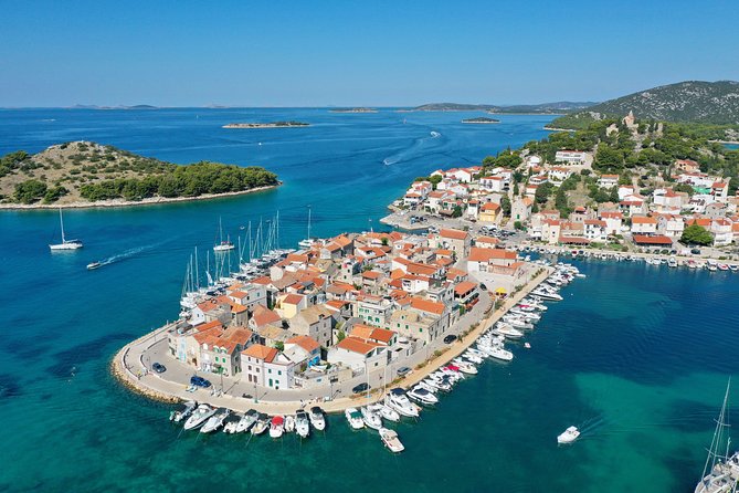 Kornati Private Boat Tour Experience - The guide makes the day: spotting marine life and staying relaxed