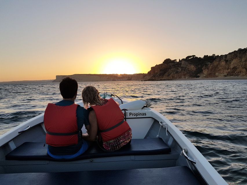 Lagos: Guided Ponta da Piedade Sunset Boat Tour - Beach hopping along the Algarve coast you can see up close