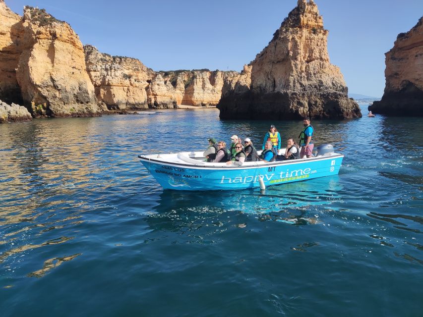 Lagos: Ponta da Piedade Rock Formations Guided Boat Tour - Inside the named caves: Titanic, Iceberg, Elephant Garage, Living room, Kitchen