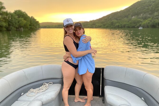Lake Austin Sunset Boat Cruise – 1 - Hour Scenic Tour BYOB - Holdsworth Center and Austin Country Club: the “lakeside rules” of money and space