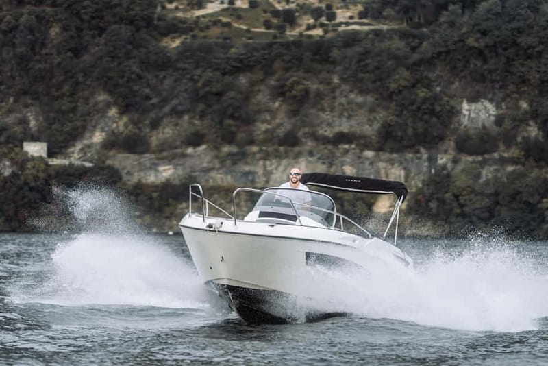 Lake Como: One-Hour Shared Boat Tour with Wine - Who this shared boat tour is best for