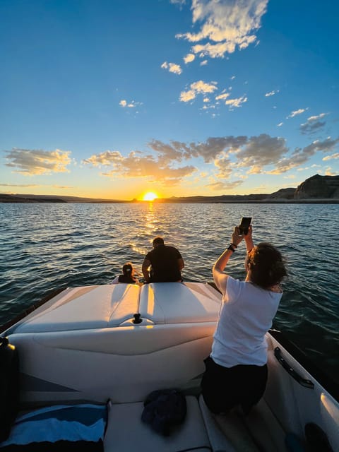 Lake Powell: Antelope Canyon 2-Hour Photo Boat Tour - Glen Canyon Dam: the slow pass is the photo moment you’ll remember