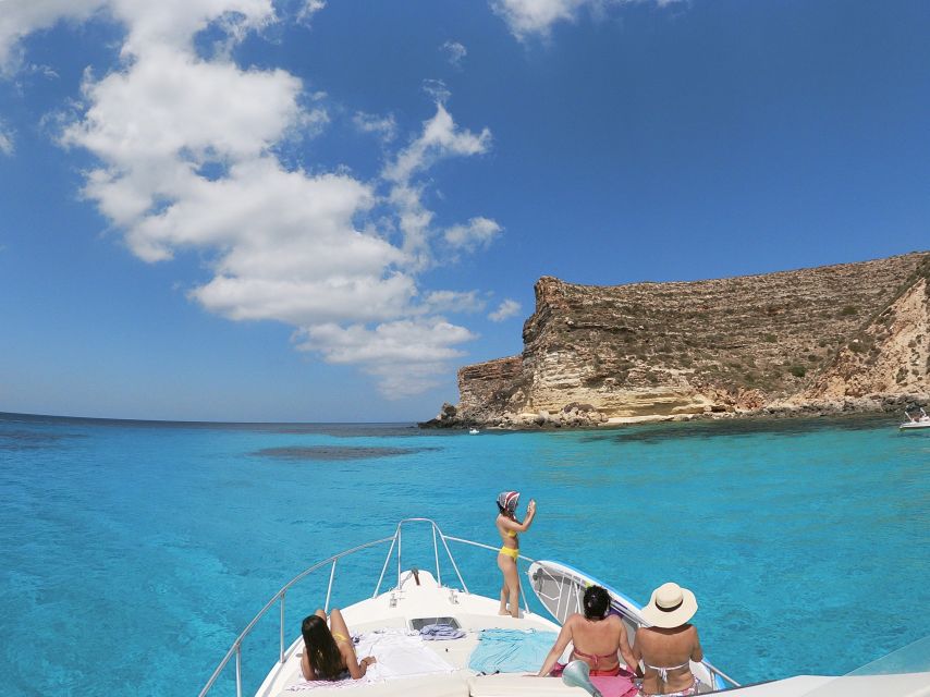 Lampedusa: Boat Tour with Lunch Sapore di Mare - The Boat, the Crew, and the Water-First Setup