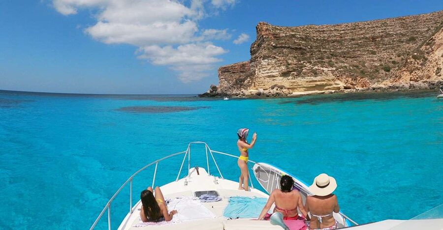 Lampedusa: Boat Tour with Lunch Sapore di Mare - Tabaccara Bay: When the Wind Allows the Best Swimming