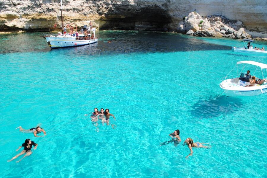 Lampedusa: Pirate Ship Boat Tour with Lunch and Music - What the 6.5 Hours Actually Feels Like