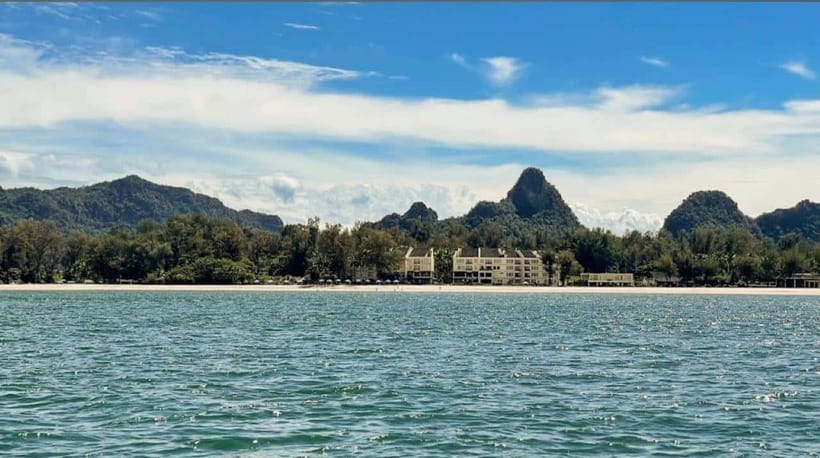 Langkawi: Half-Day Private Kilim River Mangrove Boat Tour - Kilim mangrove cruising: calm water, bird spotting, and limestone views
