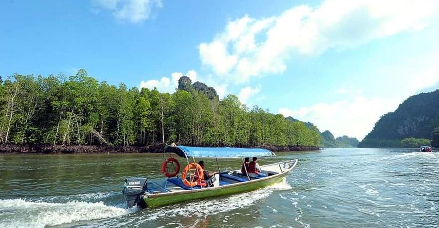 Langkawi: Island Hopping Shared Boat Tour - Where you meet, and how pickup works (Pantai Cenang vs Pantai Tengah)