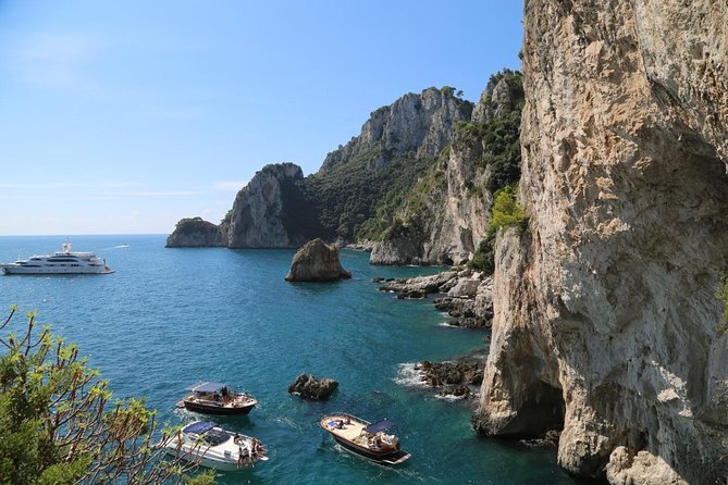 Li Galli Islands and Capri Small Group Boat Tour from Amalfi - Li Galli: a final protected-water swim to close the loop
