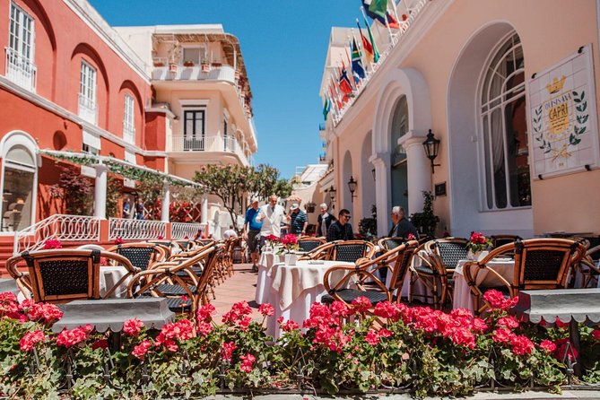 Li Galli Islands and Capri Small Group Boat Tour from Amalfi - Your day plan: what to pack and how to time Capri