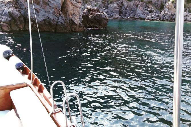 Lipari and Vulcano Private Boat Tour (7 hours) - Isola Vulcano: Cheese Cove, wild coves, and a dock for thermal mud baths