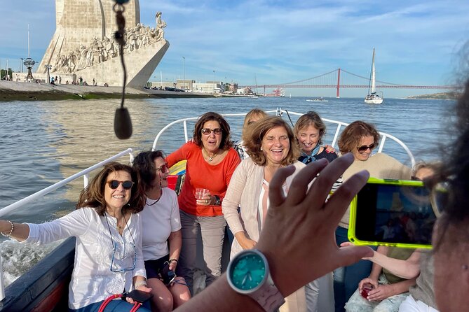 Lisbon Daytime & Sunset Tradicional Boat Tour Sightseeing Cruise - Why the Guide/Skipper Style Makes or Breaks This Cruise