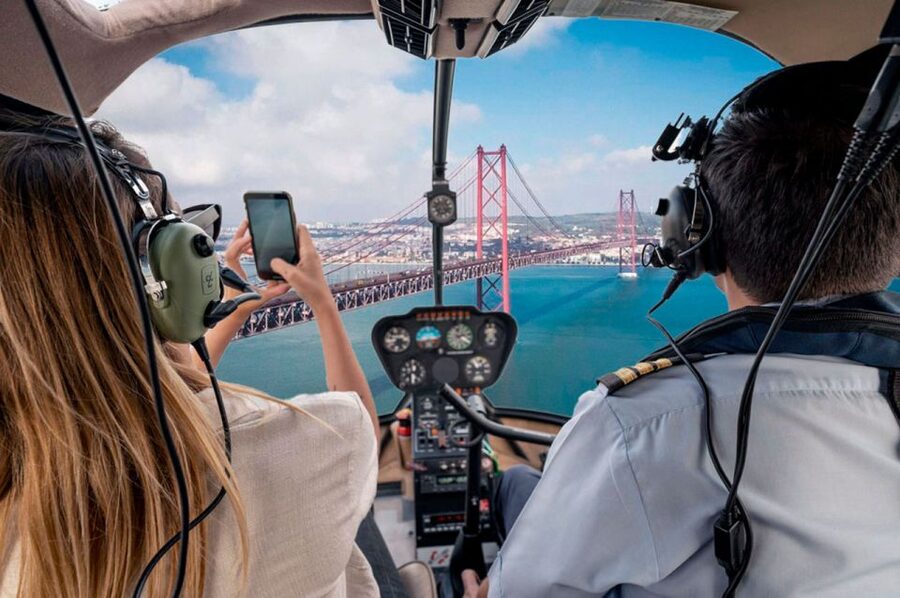 Lisbon: Helicopter Ride, Boat Trip, & Old Town Walking Tour - Key Points You’ll Feel Right Away