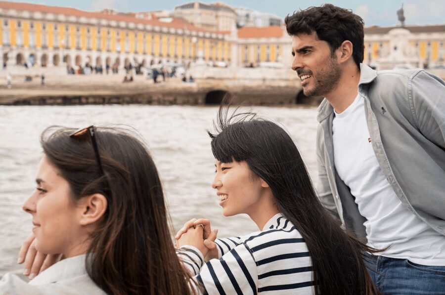 Lisbon: Private Boat Trip, Guided Walking Tour, Bike & Tram - A 5-hour Lisbon combo: walk, bike, and Tagus cruise