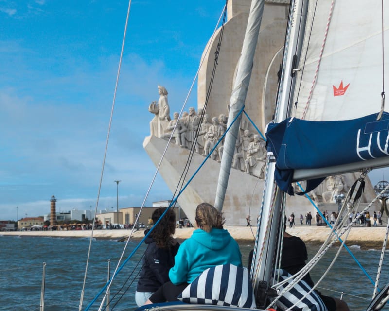 Lisbon: Private Boutique Boat Tour – Sail in Style - Praça do Comércio, Baixa, and Lisbon Cathedral (Sé): classic Lisbon, water-level angles