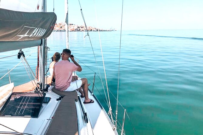 Lisbon Private Luxury Boat Tour with Welcome Drink - Meeting at Doca do Bom Sucesso: start fast, stress less