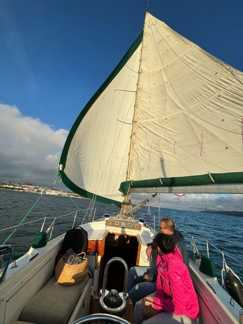 Lisbon: Private Sailing City & Sunset Tour - Commerce Square to Alfama: orientation you’ll use later