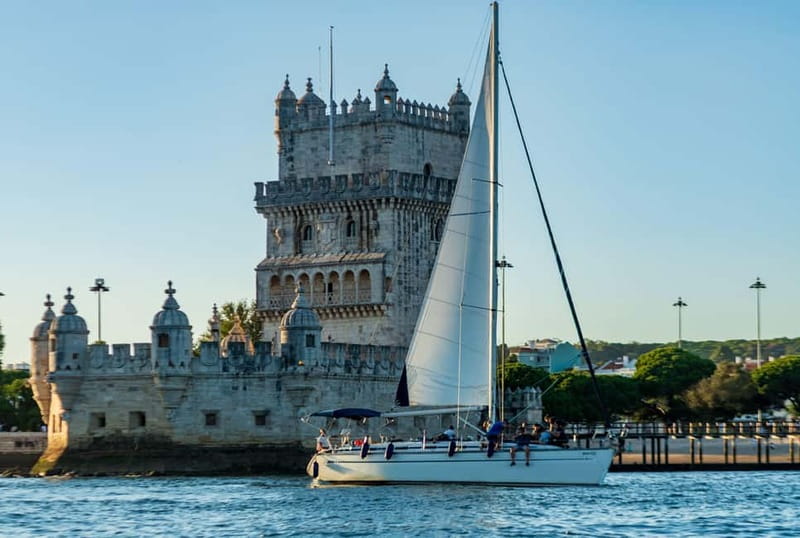 Lisbon: Sailing Boat Tour with Drinks & Pastel de Nata - Drinks and snacks that actually belong in Portugal