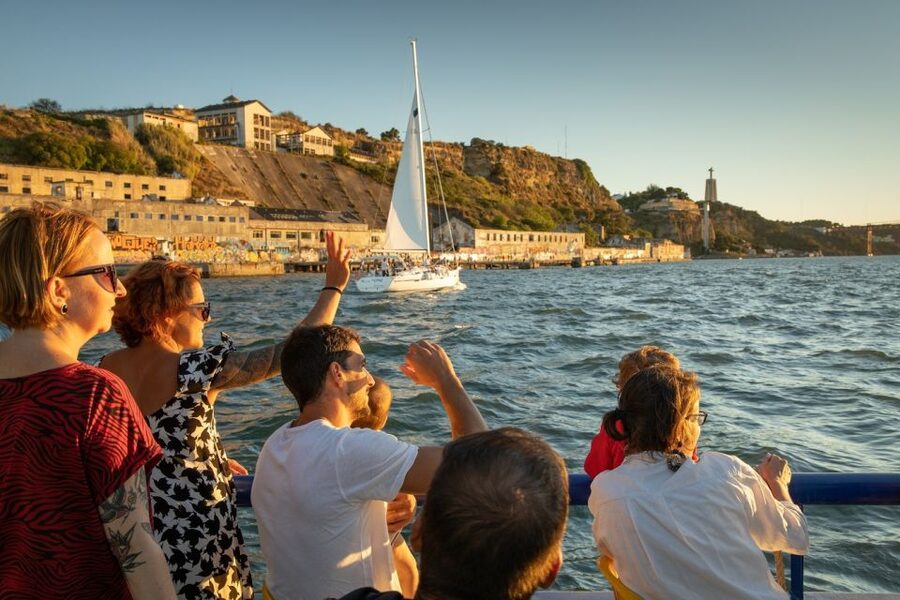 Lisbon: Sightseeing Boat Tour with Hop-On Hop-Off Option - On Board: Wi‑Fi, Toilets, and Learning Via the App
