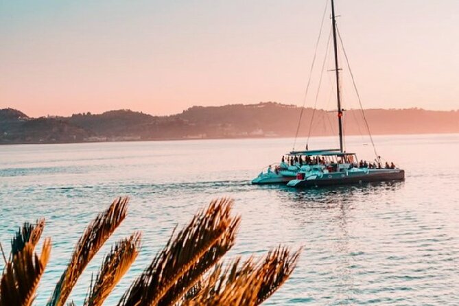 Lisbon : Sunset Catamaran Boat Tour with Music and Drinks - Santo Amaro Dock: where the whole sunset starts
