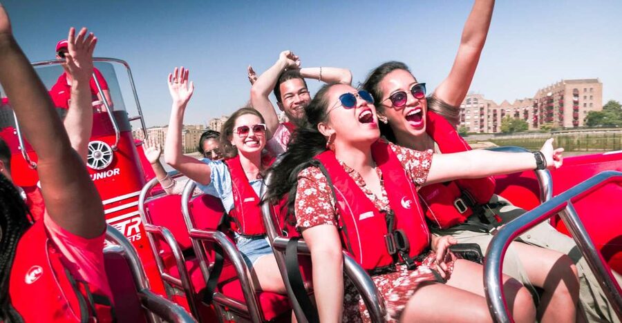 London: River Thames Speed Boat Tour - Practical tips: what to wear and how to plan your departure