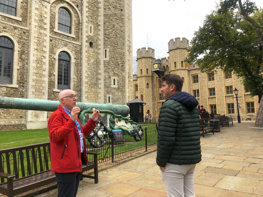 London: Tower of London Guided Tour with Boat Ride - Thames River Cruise: flexible ticket, no guide onboard