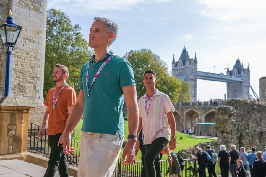 London: Westminster Abbey, Tower of London and Boat Tour - Tower of London: the guided sections that make the Crown Jewels feel real