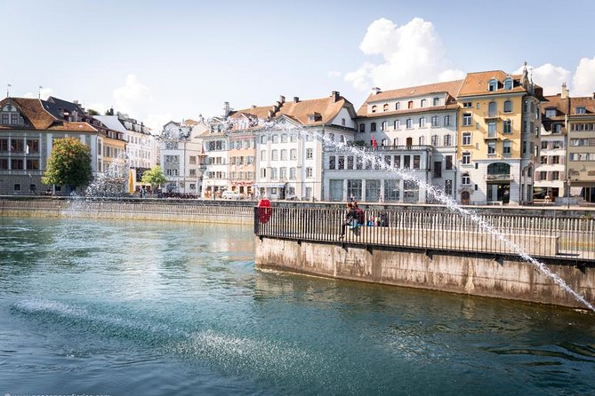 Lucerne Walking & Boat Tour: The Best Swiss Experience - Guides make the difference: Luís, Isabella, Laszlo, and the rest