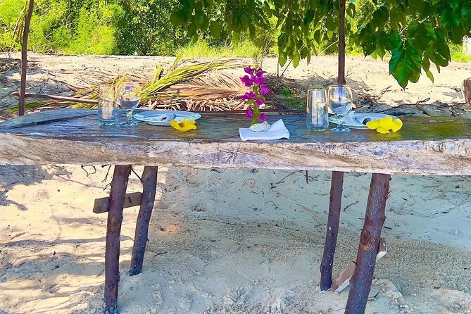 Lydia Boat Mauritius :Private boat tour:Whales&Dolphins encounter - Tasting Oysters and Sea Urchins Before the BBQ