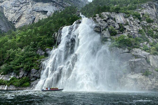Lysefjorden & Pulpit Rock RIB-Safari from Stavanger - Fantahålå (Vagabond Cave): a 10-minute story stop in the cliffs
