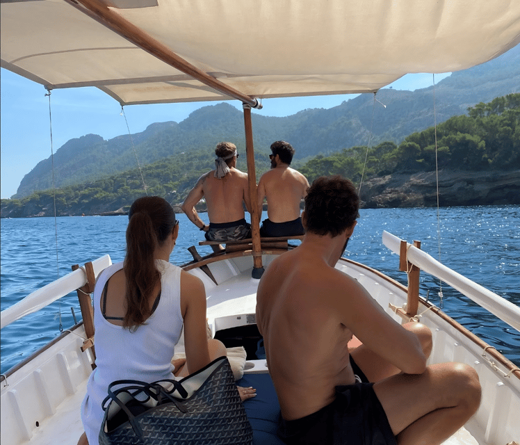 Mallorca: Alcudia, Private Boat Tour. - Far de Punta de l’Avançada: Lighthouse Area Views and Final Water Time