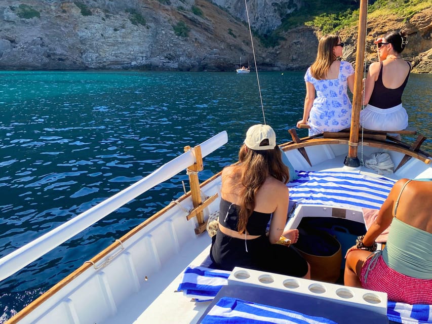 Mallorca: Alcudia, Private Boat Tour. - Getting to Port de Bonaire: Pier 293 Setup