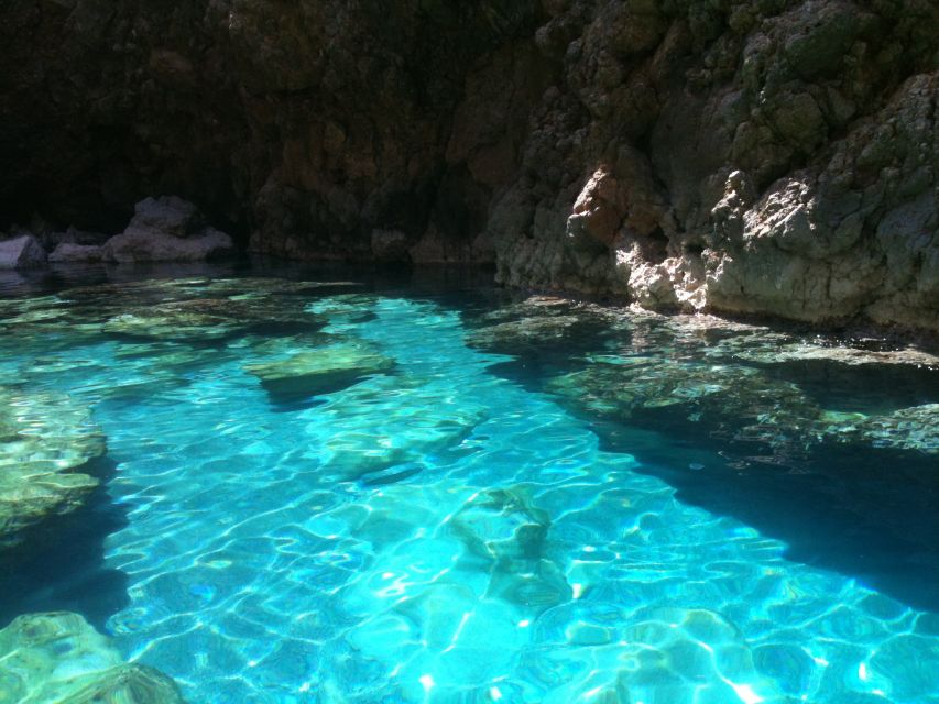 Mallorca : Blue Cave Boat Tour with Snorkeling - Entering the Blue Cave: What Changes When the Water Is Rough