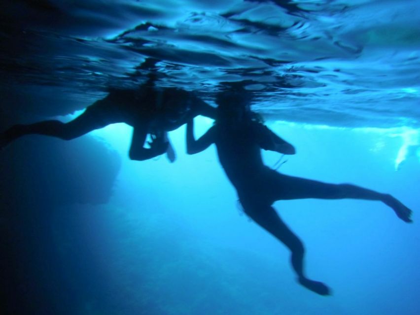 Mallorca : Blue Cave Boat Tour with Snorkeling - What’s Included: Drinks, Boat, Petrol, and the Snorkel Kit
