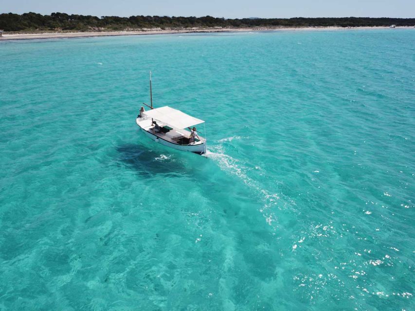 Mallorca: Southern Beaches Private Llaut Boat Tour - Es Trenc swim and snorkel time: the color you came for
