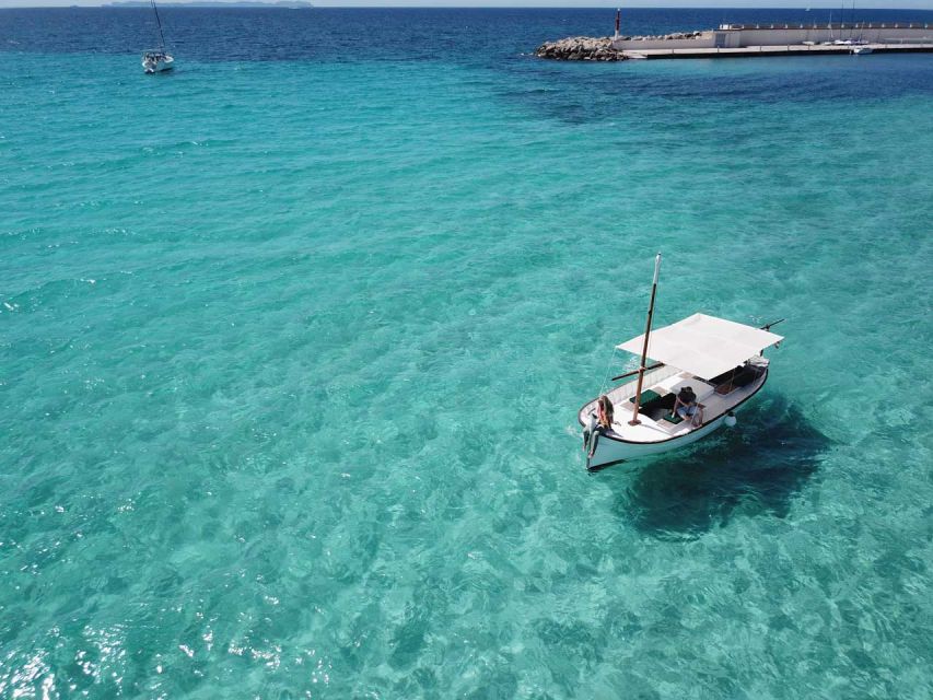 Mallorca: Southern Beaches Private Llaut Boat Tour - Platja es Carbó: the longer swim break and the quiet-water vibe