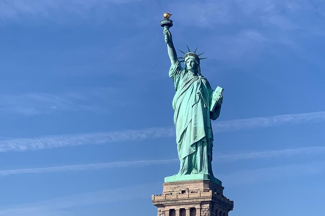 Manhattan Adventure Sightseeing Boat Tour - from Chelsea Piers - Manhattan Bridge: the stop that turns into a skyline framing tool