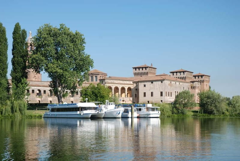 Mantua: Guided Panoramic Boat Tour "City, Lakes, and Natural Park" - Why this short boat loop works in Mantua