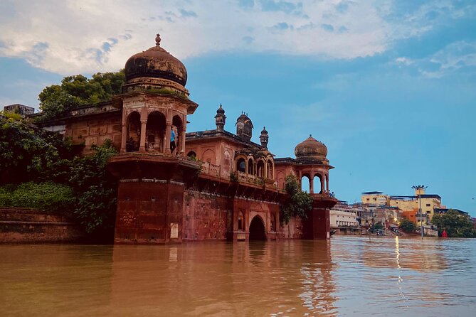 Marigold Boat Tour in Varanasi - The route: seeing about 40 ghats without doing the stair workout
